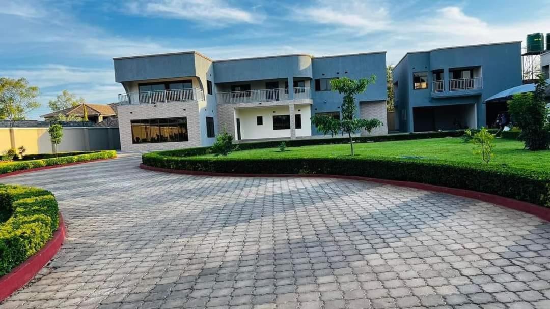 Kasbek Lodge And Tours Lusaka Dış mekan fotoğraf