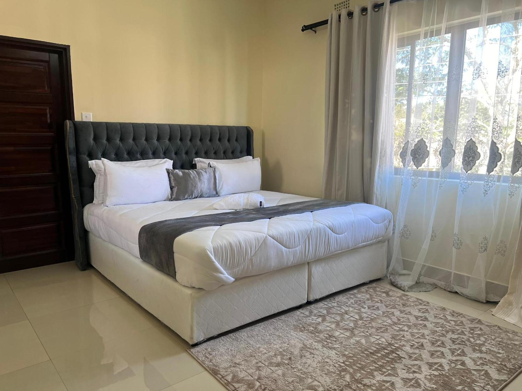 Kasbek Lodge And Tours Lusaka Dış mekan fotoğraf