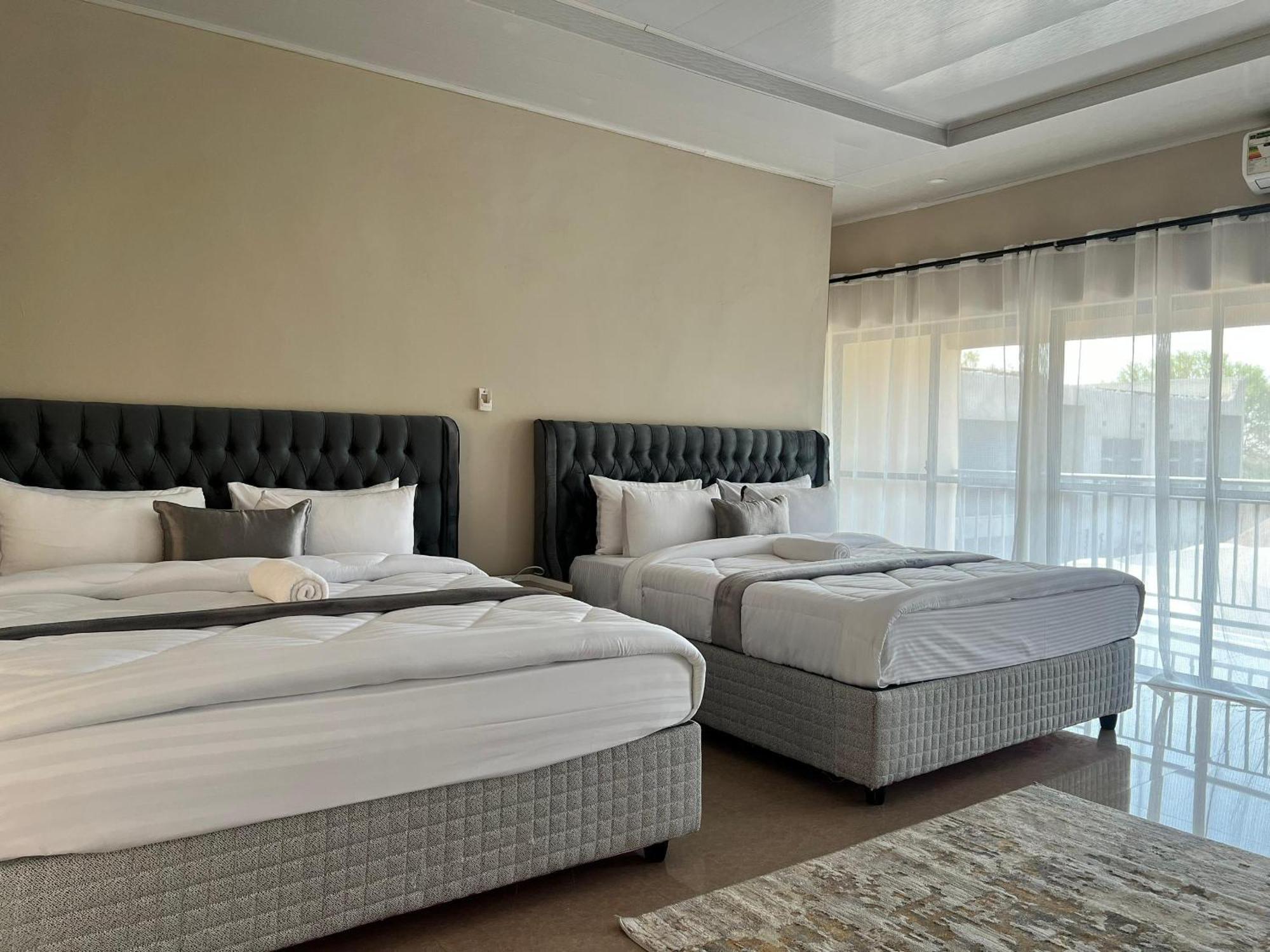 Kasbek Lodge And Tours Lusaka Dış mekan fotoğraf