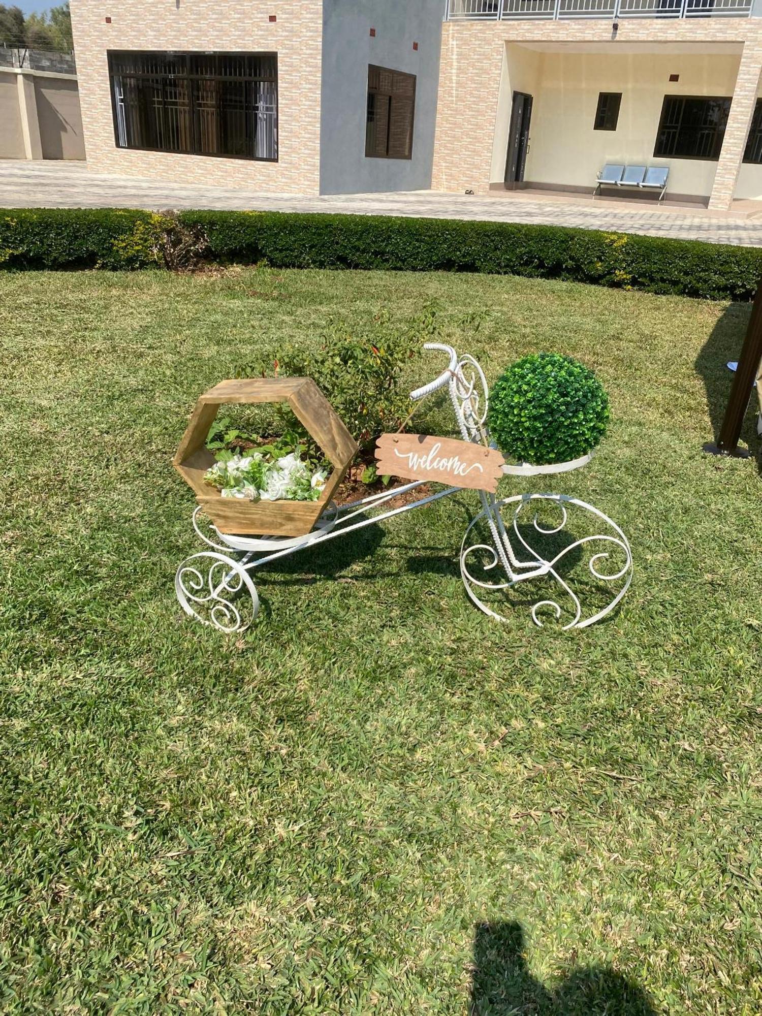 Kasbek Lodge And Tours Lusaka Dış mekan fotoğraf