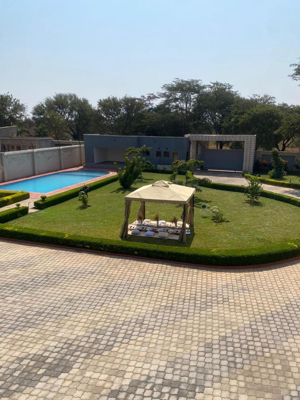 Kasbek Lodge And Tours Lusaka Dış mekan fotoğraf
