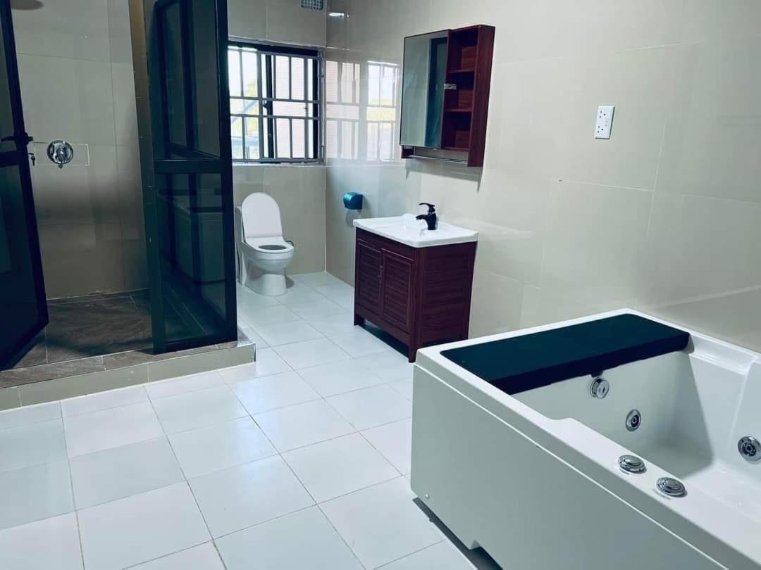 Kasbek Lodge And Tours Lusaka Dış mekan fotoğraf